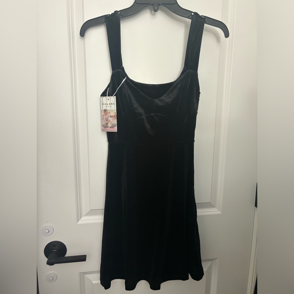 Halara black velvet mini dress NWT XS